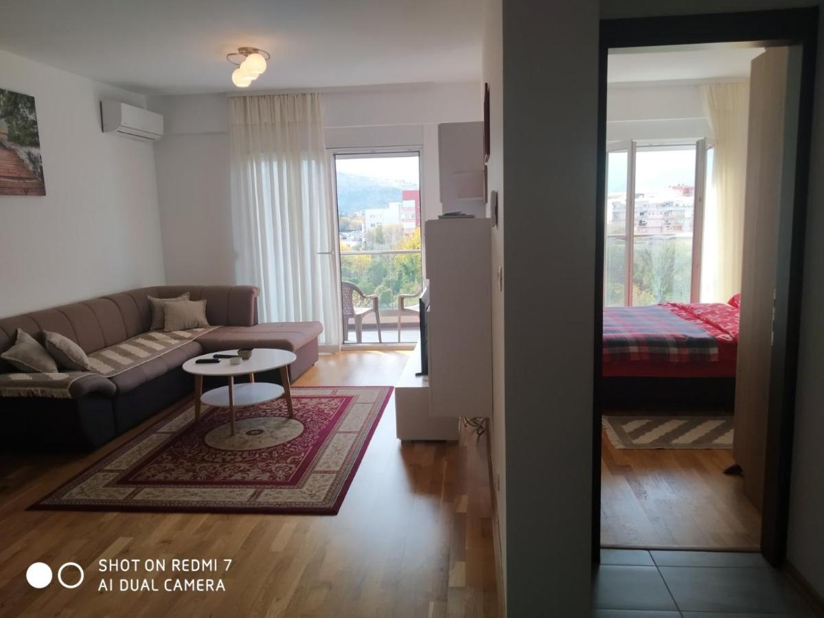 Aga Apartman Podgorica Exterior photo